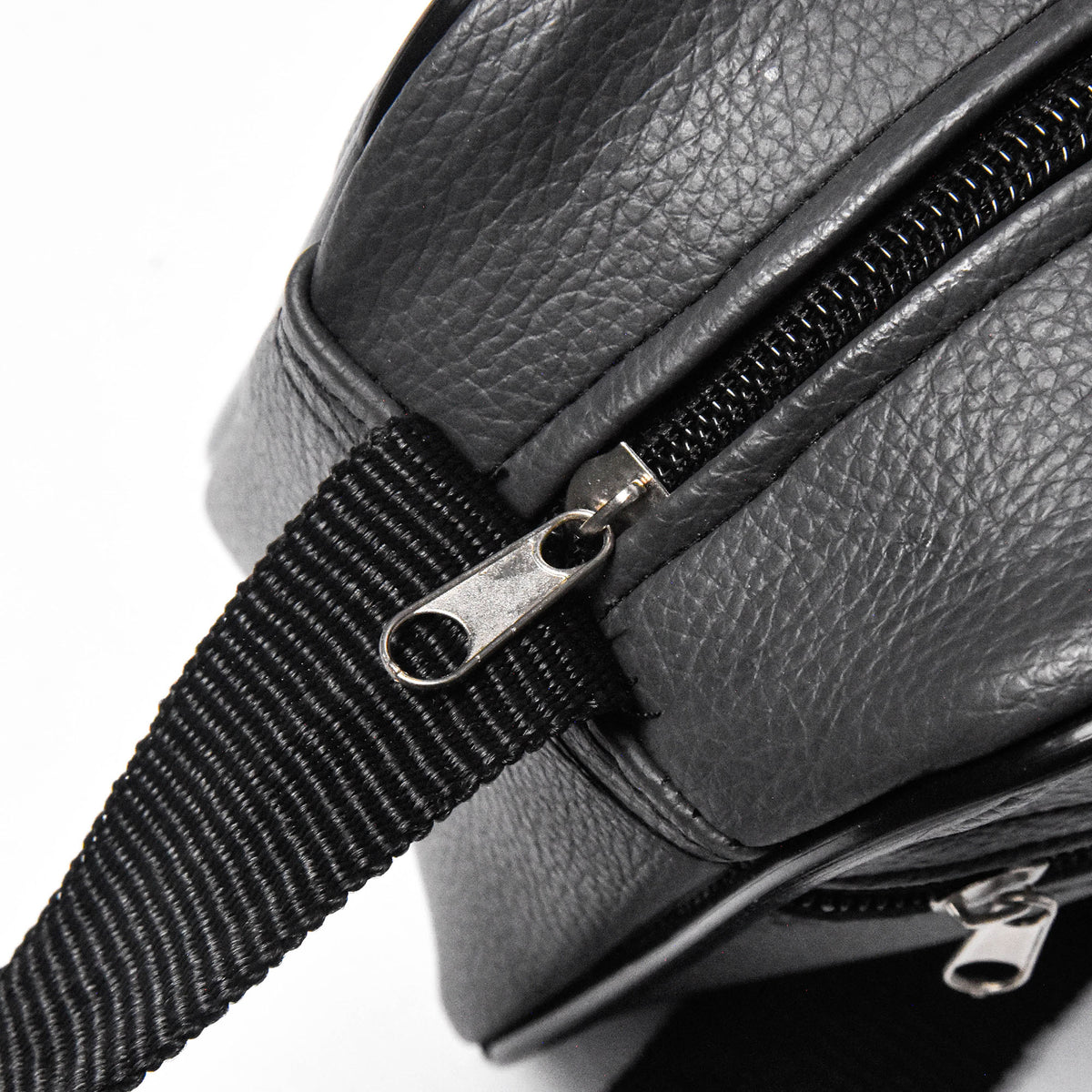 Sac Bandoulière Urbain en Simili Cuir gris nardo 31016