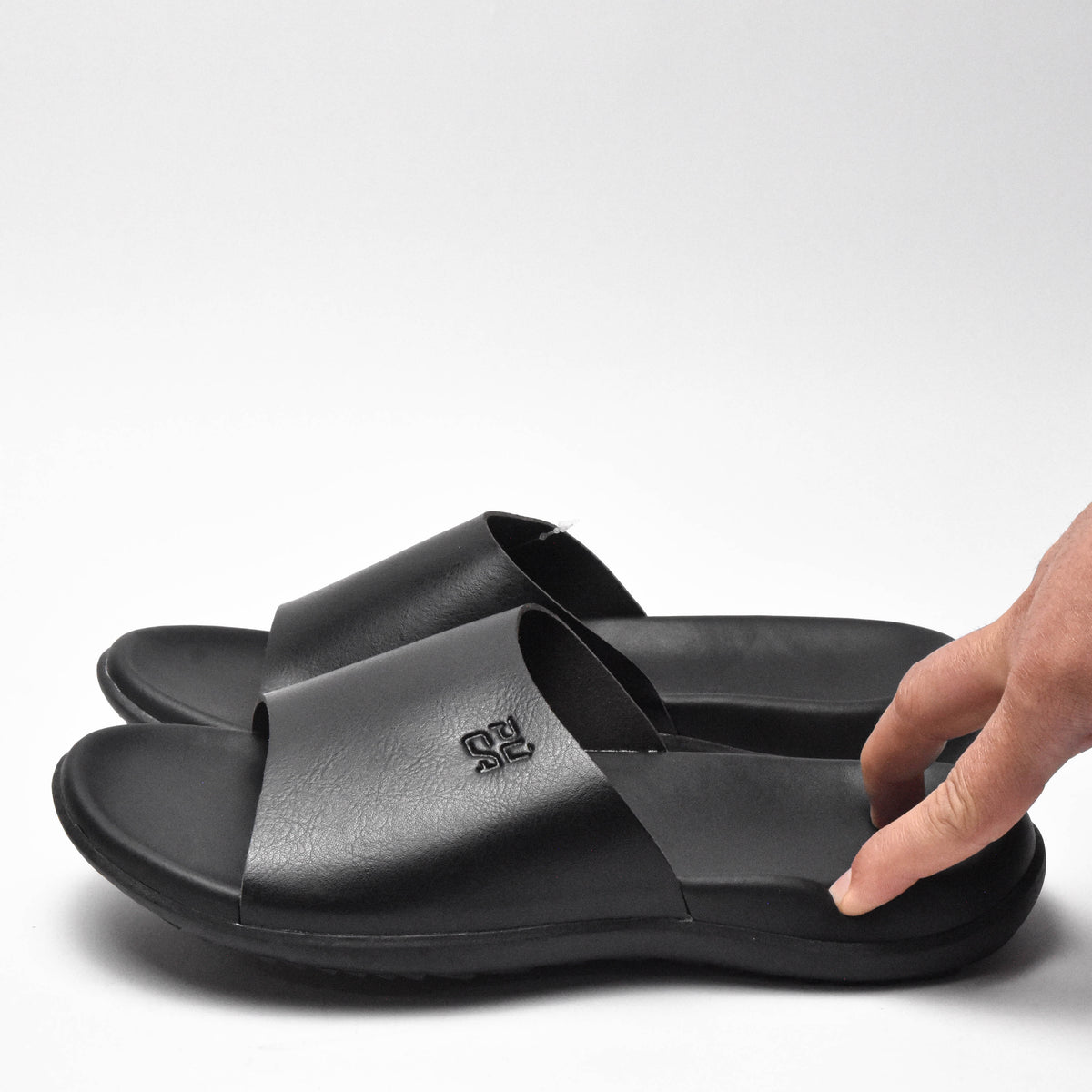 PUCA MEN SPORT SLIPPERS CRATER BLACK 10933
