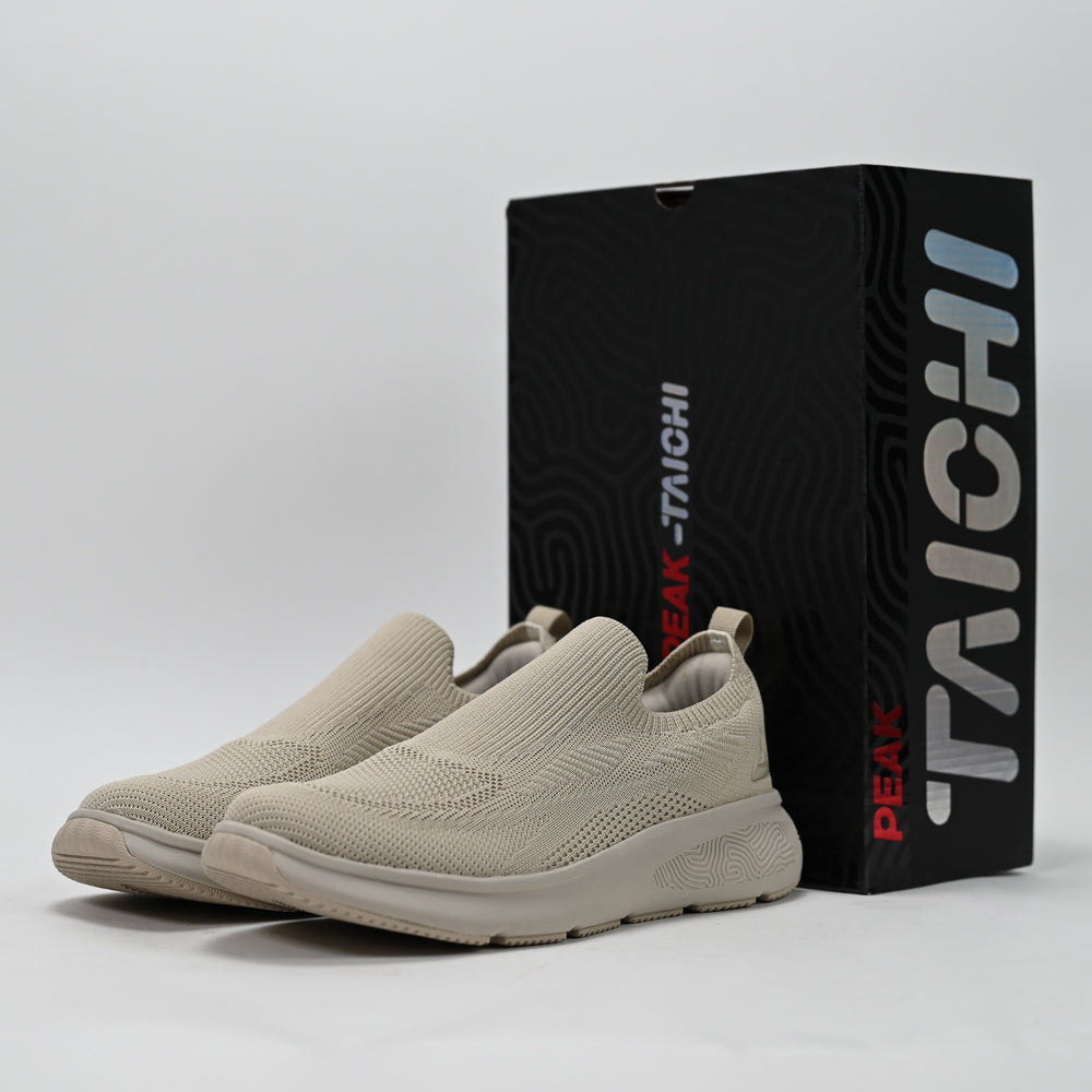 PEAK FOOTWEAR Référence : EWT59517J-0080