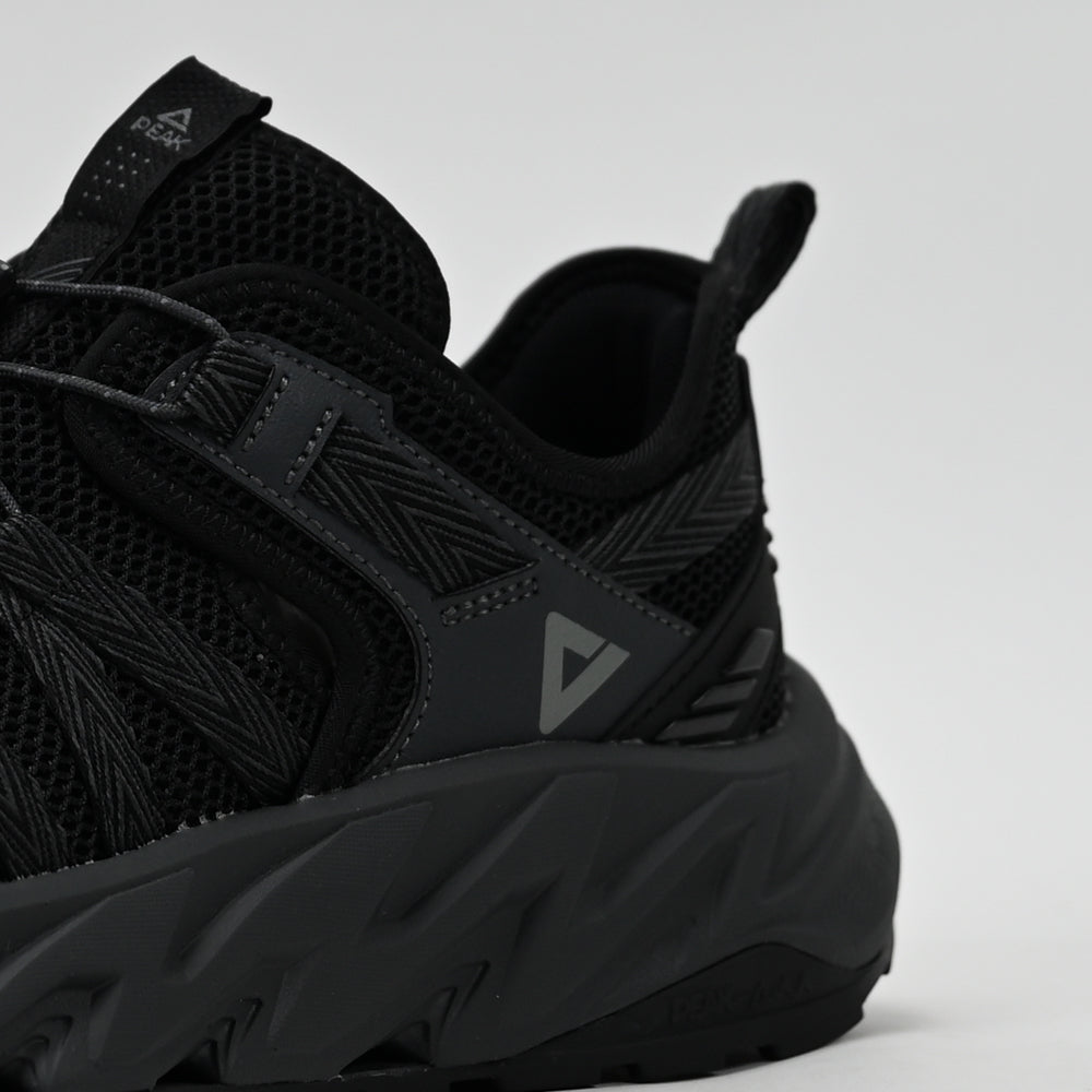 PEAK FOOTWEAR Référence : EXT262907G-2021