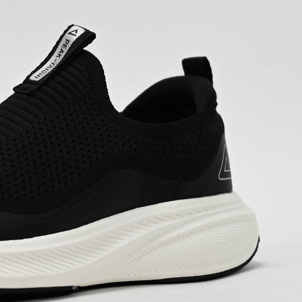 PEAK FOOTWEAR Référence : ET59102E-Z497