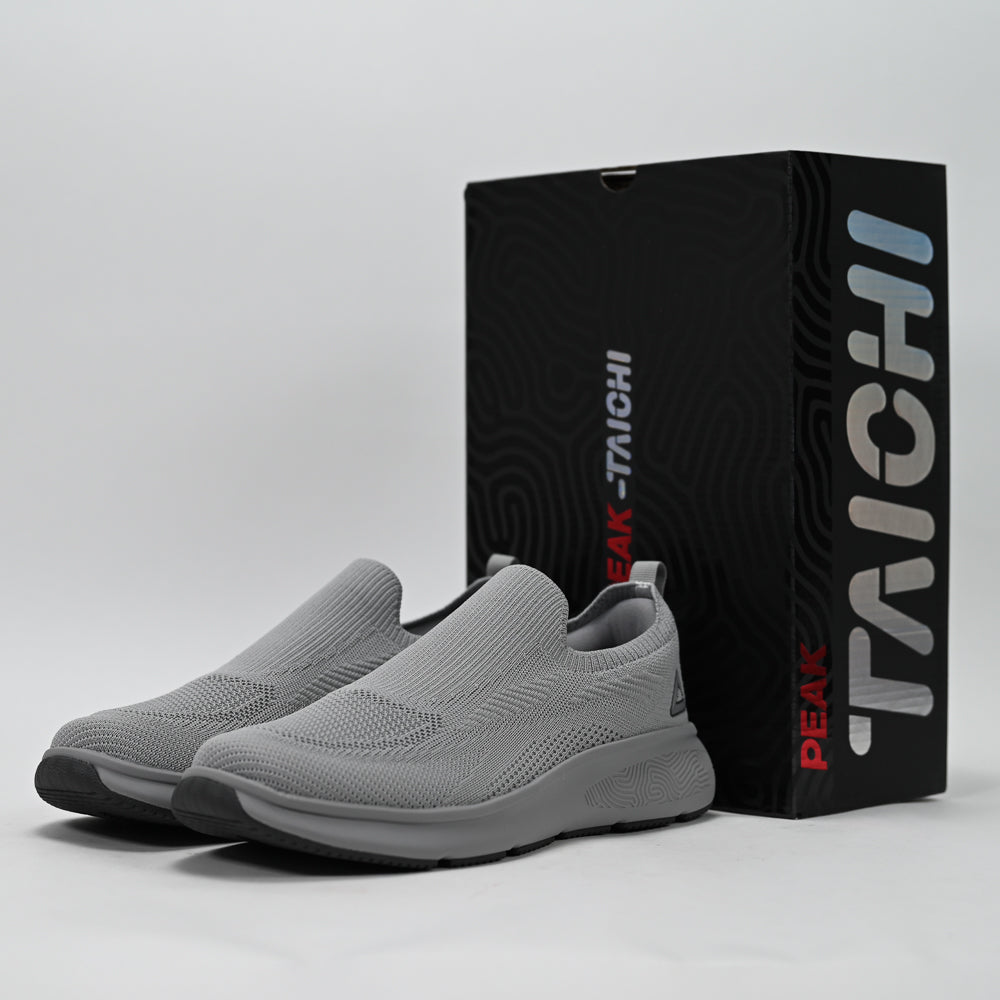 PEAK FOOTWEAR Référence : EWT59517J-0029